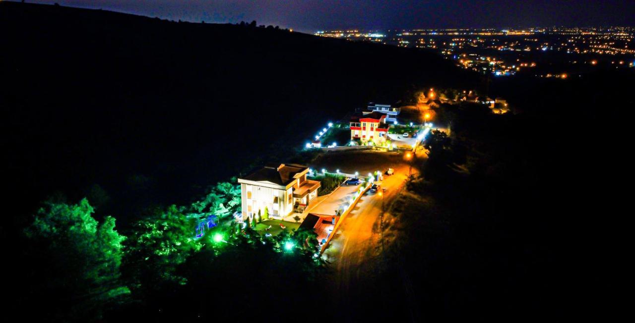 Oeztuerk * Samsun